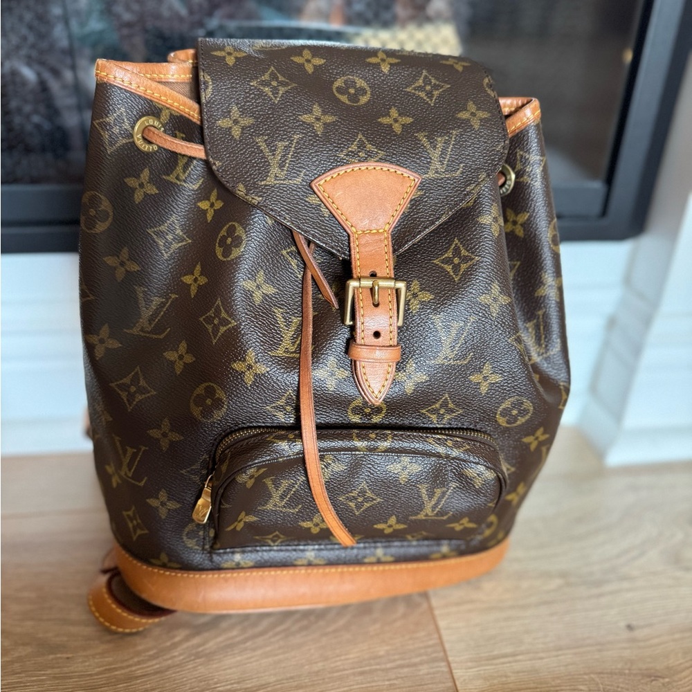 Louis Vuitton Montsouris Monogram Canvas Backpack MM Brown